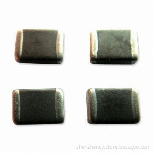 Chip Capacitors for Electronic Products, Available in Various Rated Voltage